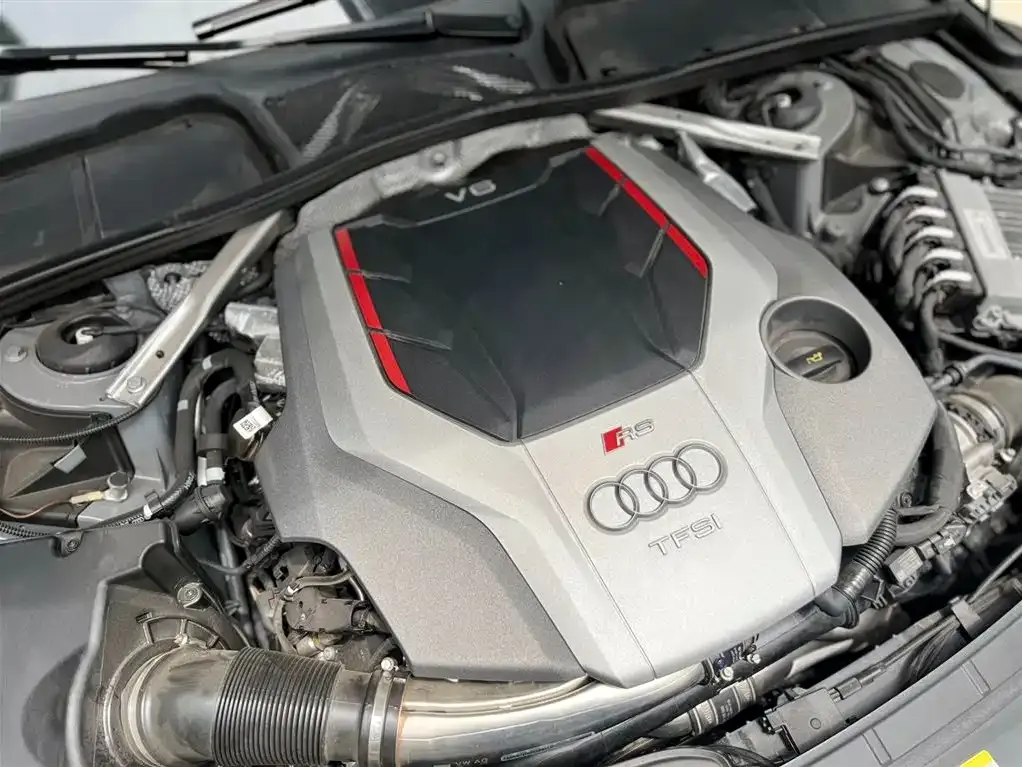 Audi RS 4 2022 из CN, фото 8