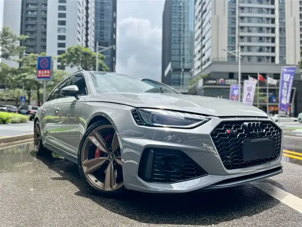 Audi RS 4 2022 из CN, фото 7