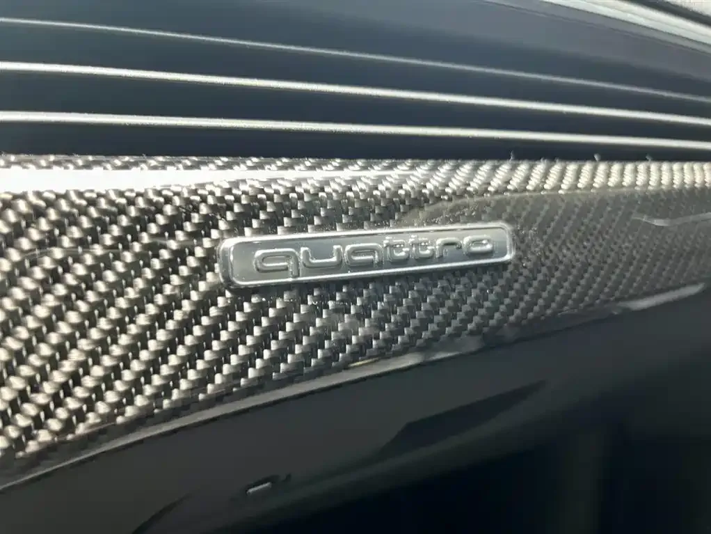 Audi RS 4 2022 из CN, фото 5