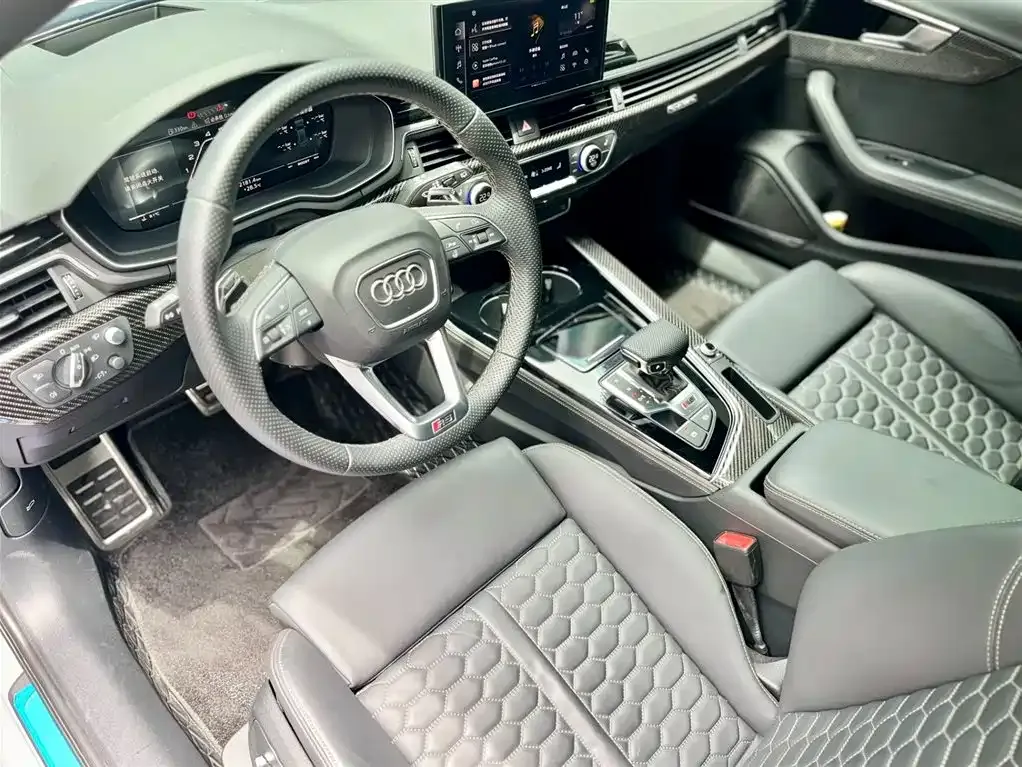 Audi RS 4 2022 из CN, фото 10
