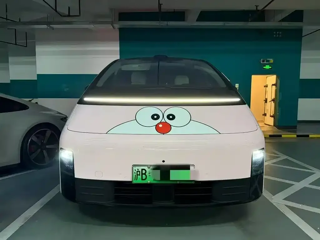 Li Auto MEGA — фото 1