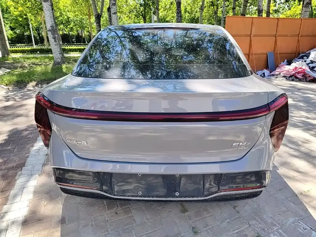 Hongqi EH7 2024 из CN, фото 6
