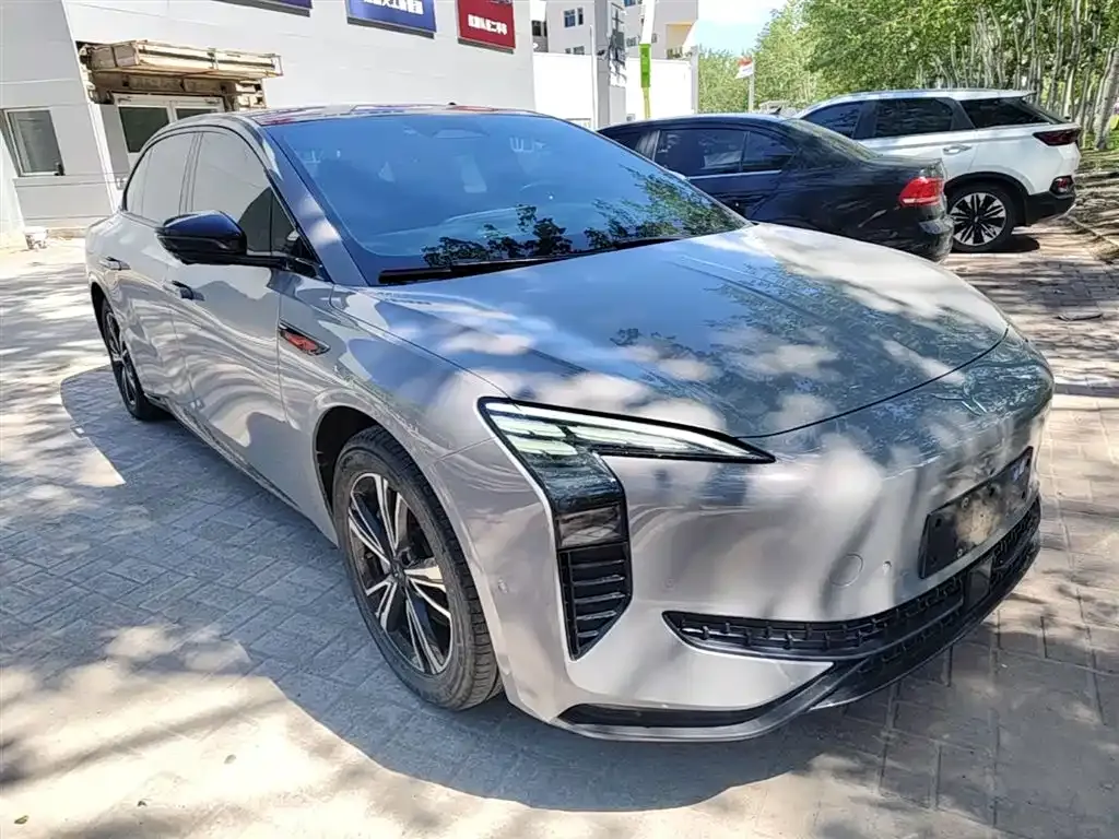 Hongqi EH7 2024 из CN, фото 10