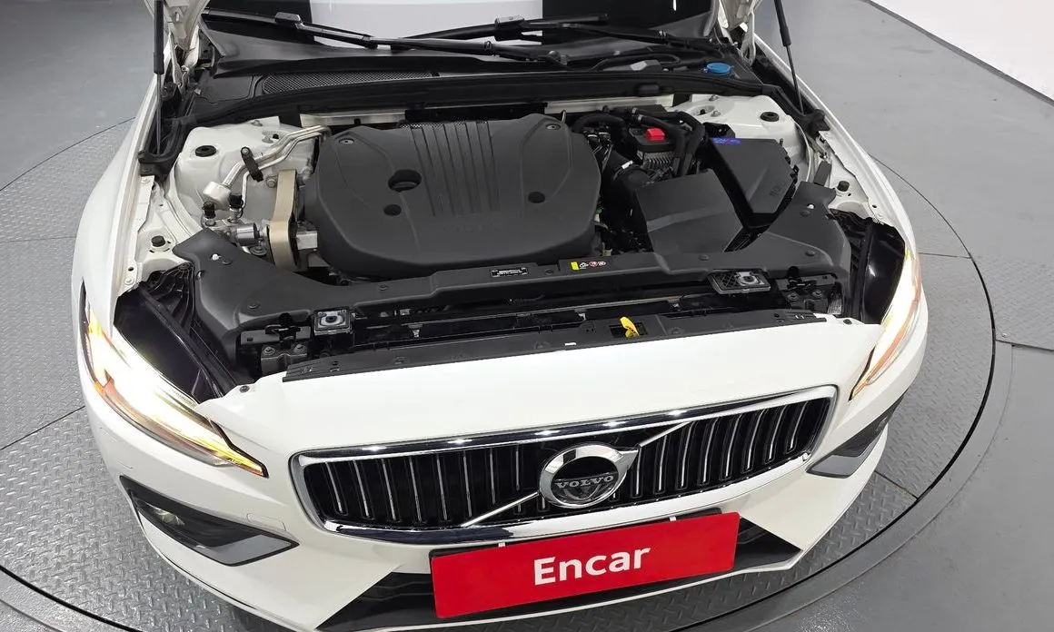 Volvo S60 2021 из KR, фото 4