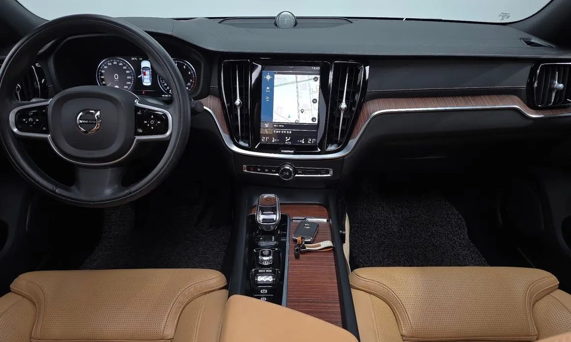 Volvo S60 2021 из KR, фото 5