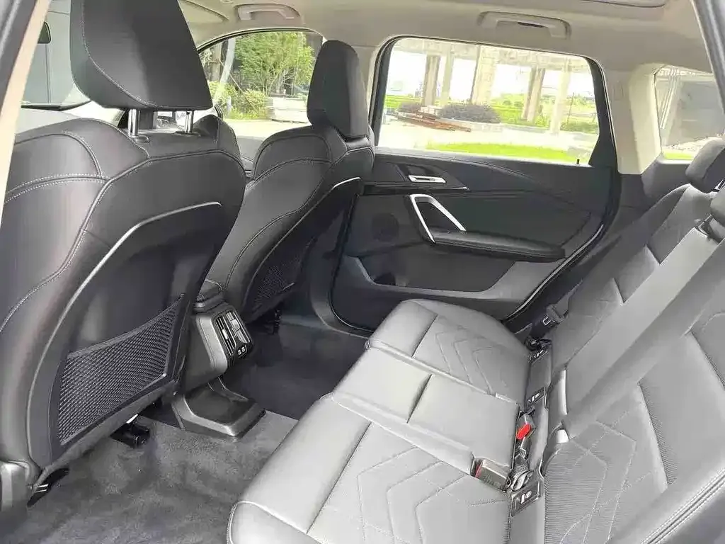 BMW X1 2023 из CN, фото 3