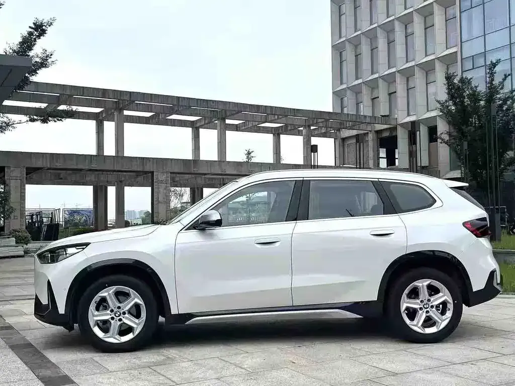 BMW X1 2023 из CN, фото 4