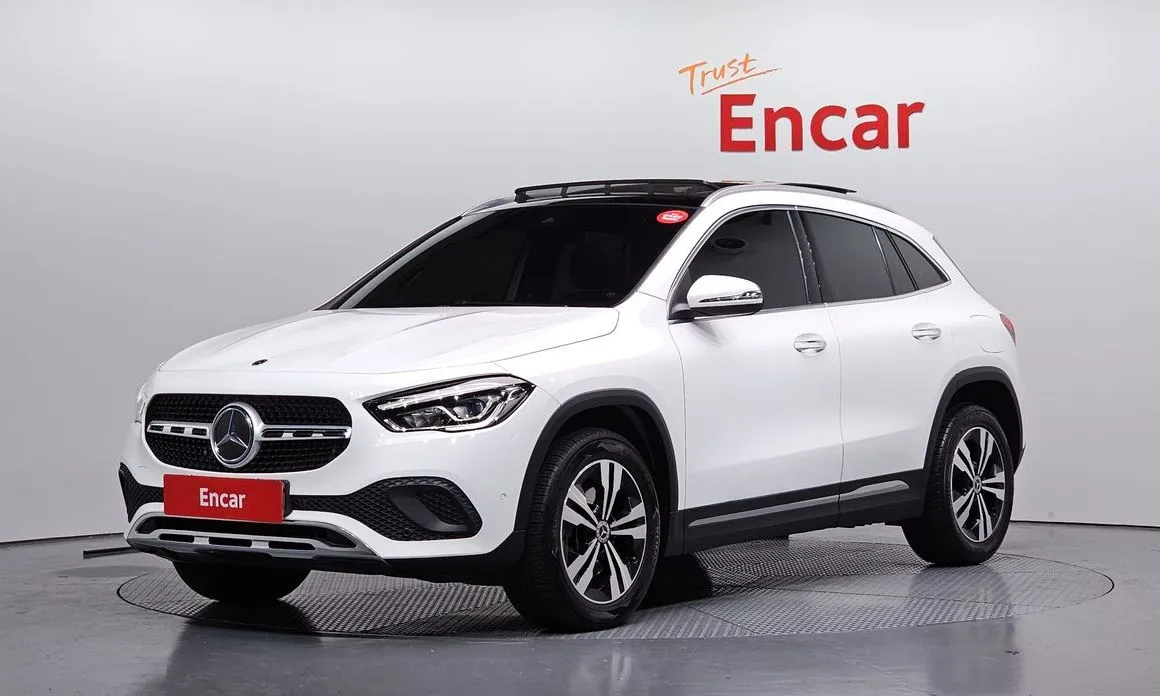 Mercedes-Benz GLA-Class
