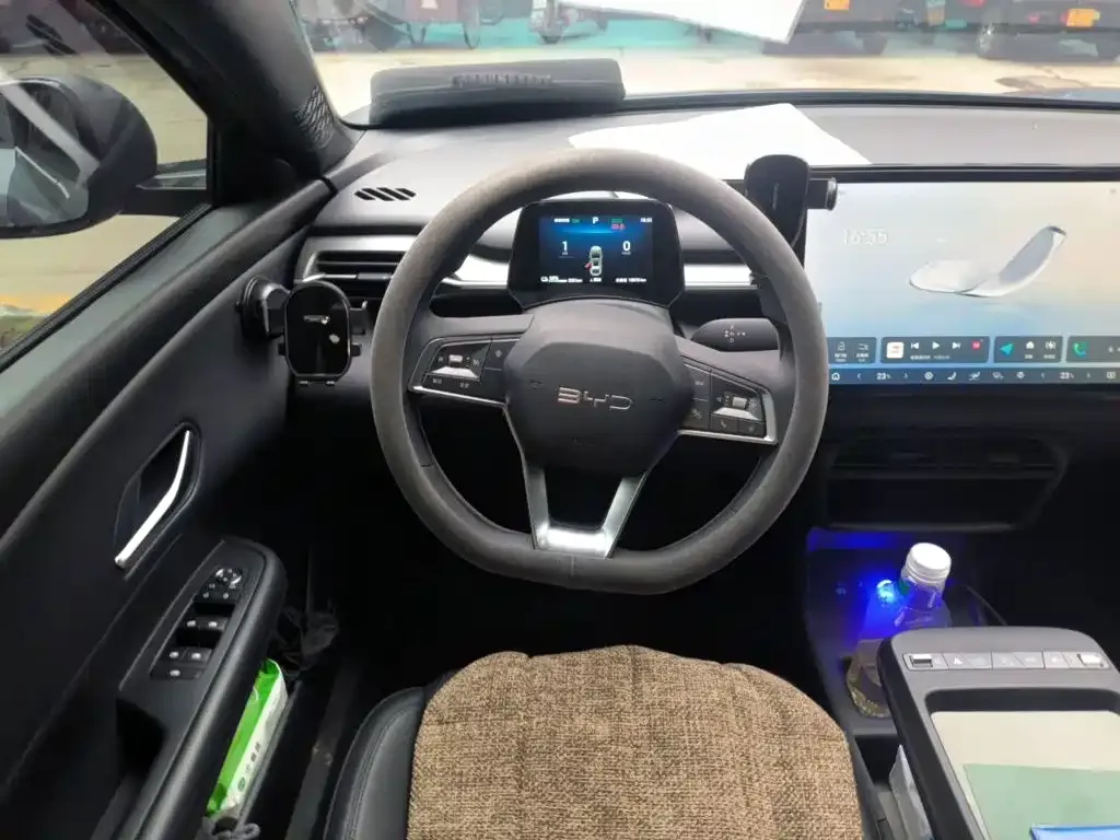 BYD e7 2025 из CN, фото 5