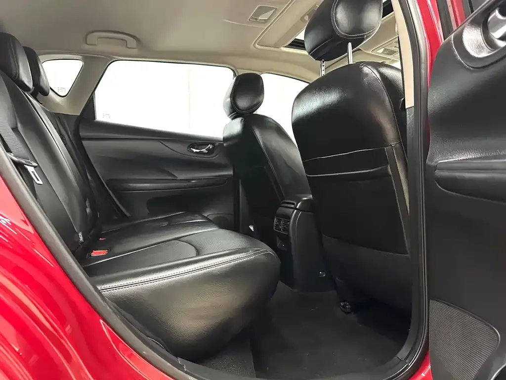 Nissan Tiida 2022 из CN, фото 3