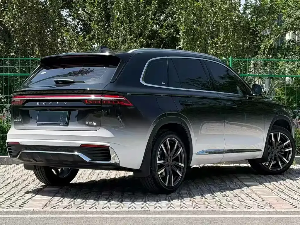 Geely Xingyue L — фото 6