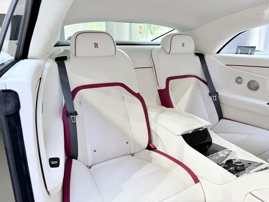 Rolls-Royce Phantom 2026 из CN, фото 9