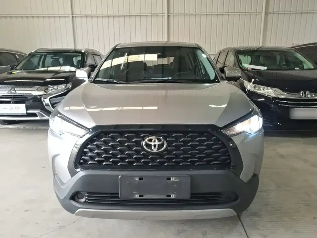 Toyota Corolla Cross 2024 из CN, фото 7