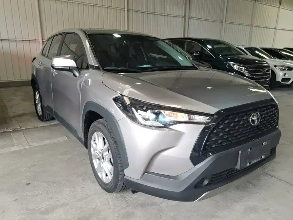Toyota Corolla Cross 2024 из CN, фото 6