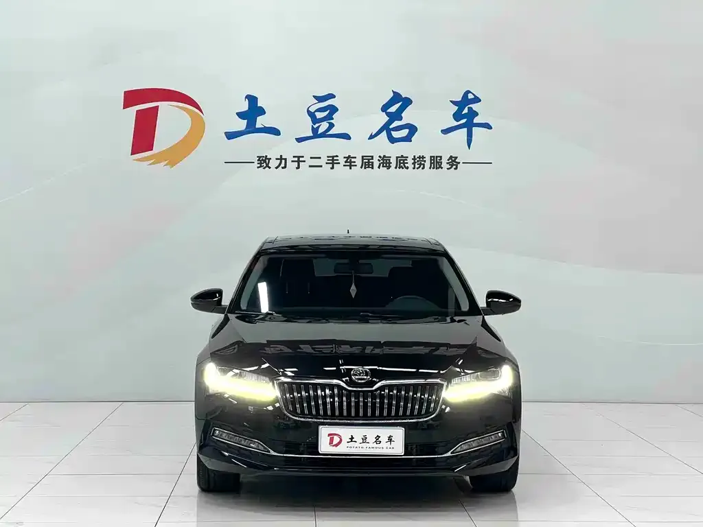 Skoda Superb 2024 из CN, фото 4