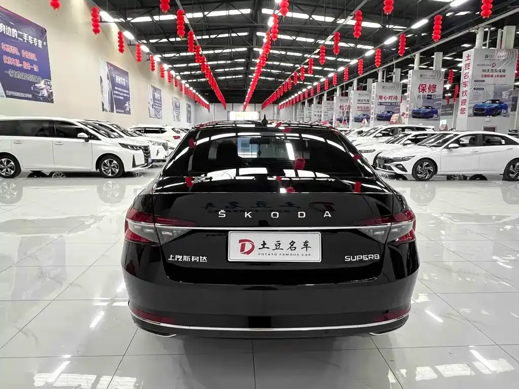 Skoda Superb 2024 из CN, фото 9