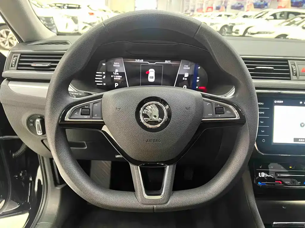 Skoda Superb 2024 из CN, фото 8
