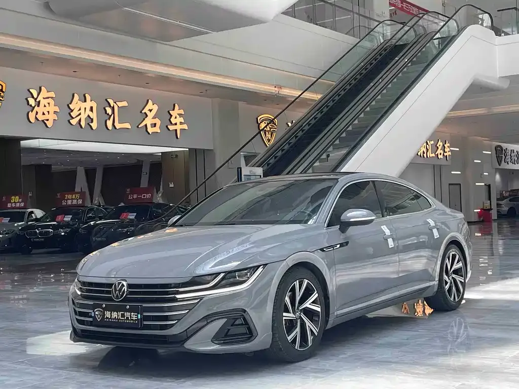 Volkswagen CC — фото 1