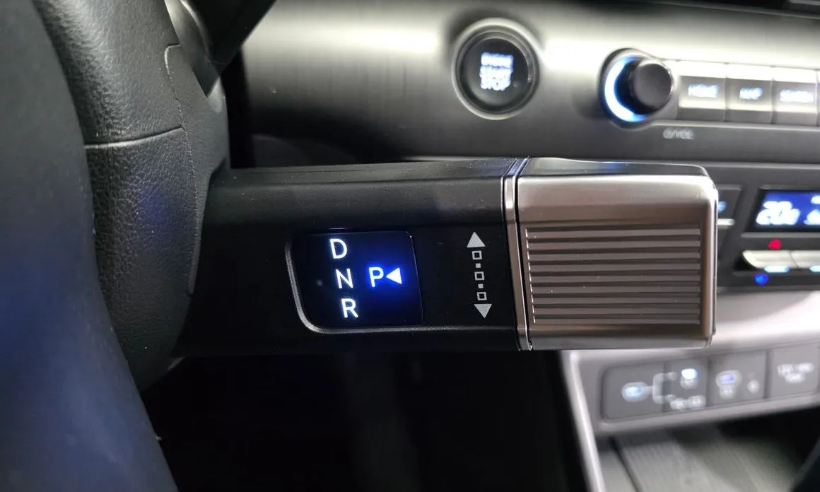Hyundai Kona 2023 из KR, фото 4