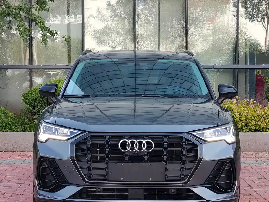 Audi Q3 — фото 8