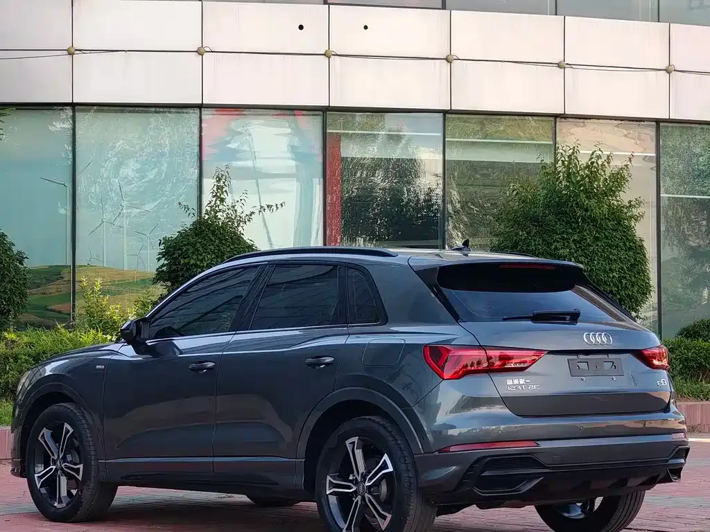Audi Q3 — фото 5
