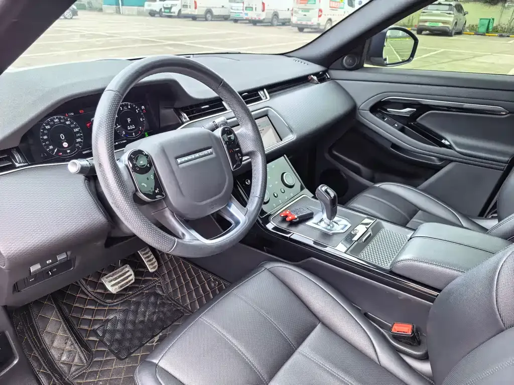 Land Rover Evoque — фото 10