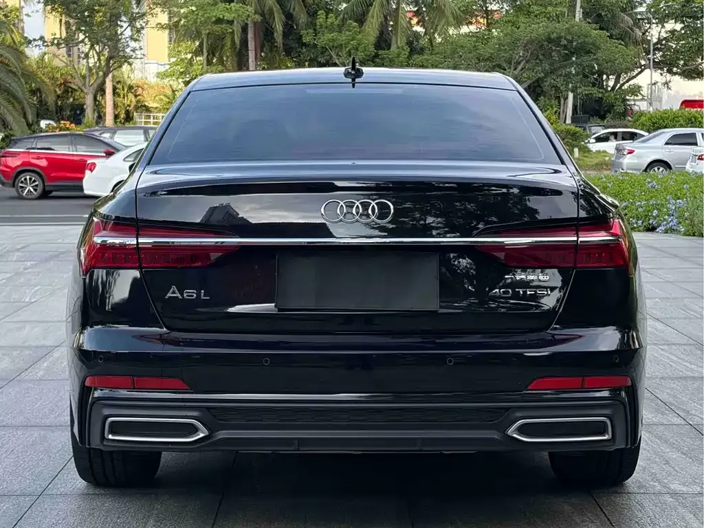 Audi A6L — фото 5