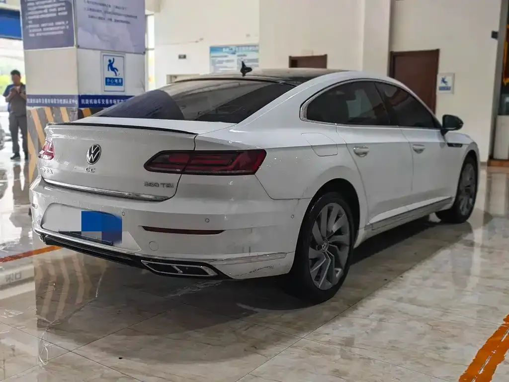 Volkswagen CC — фото 2