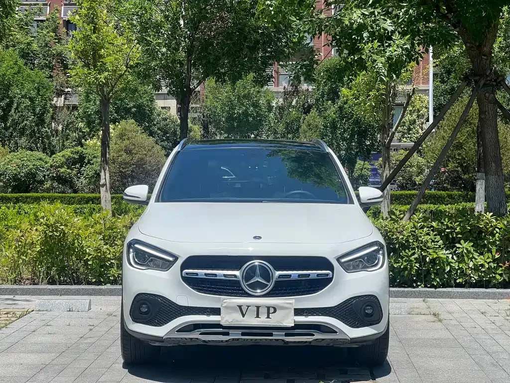 Mercedes-Benz GLA — фото 7