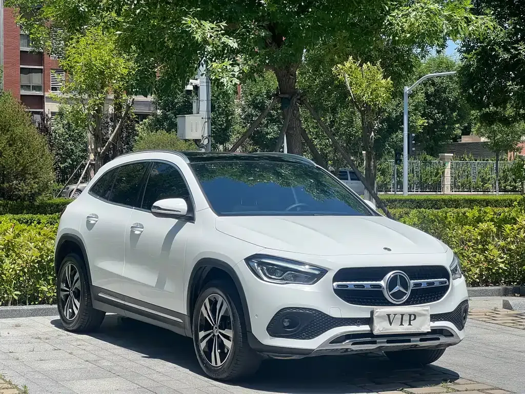 Mercedes-Benz GLA — фото 5