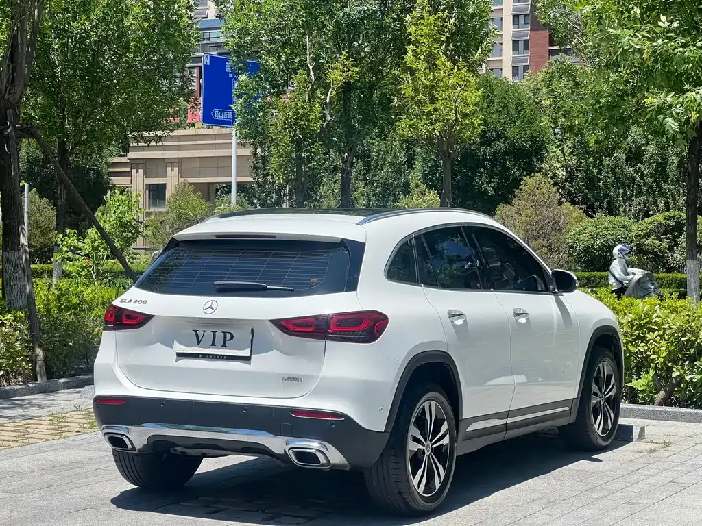 Mercedes-Benz GLA — фото 6