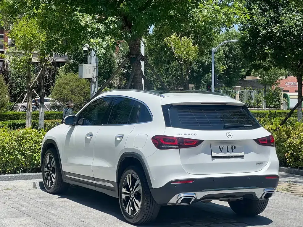 Mercedes-Benz GLA — фото 4