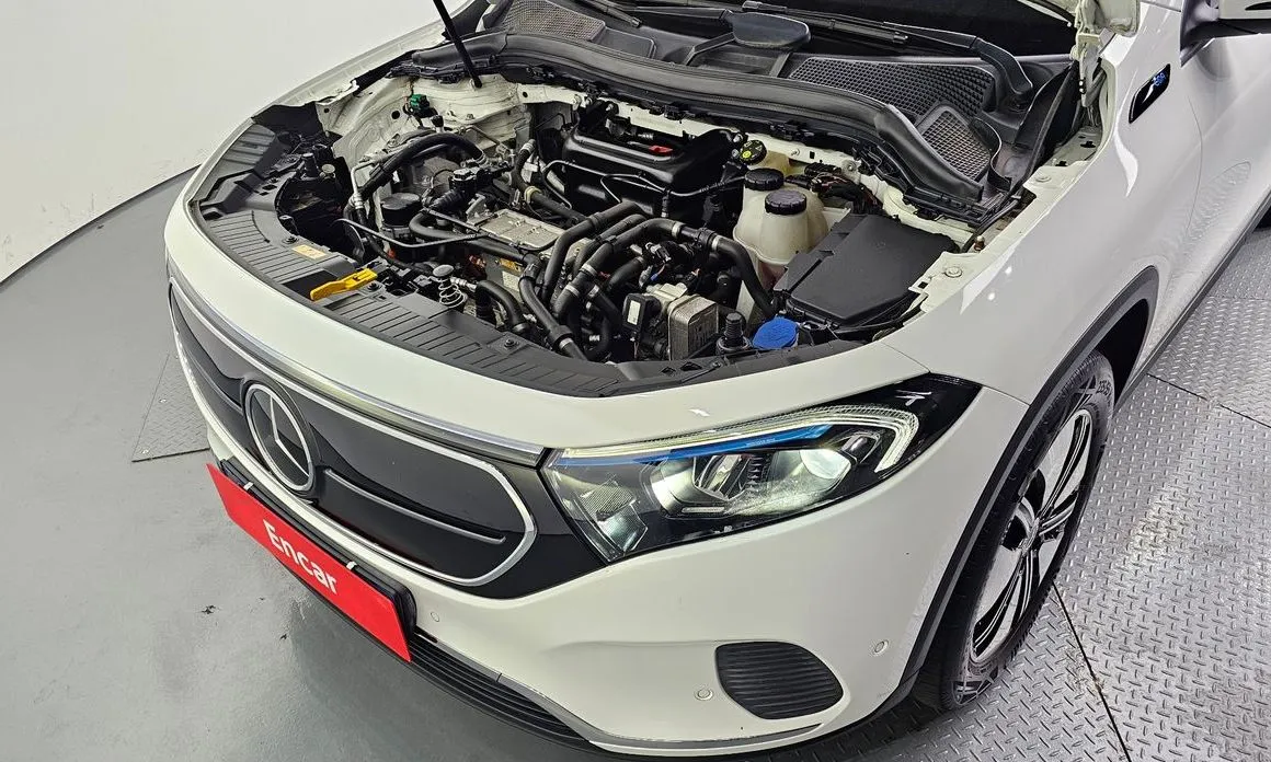 Mercedes-Benz EQA — фото 10
