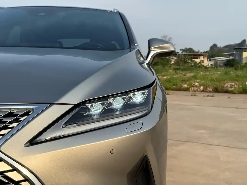 Lexus RX — фото 2