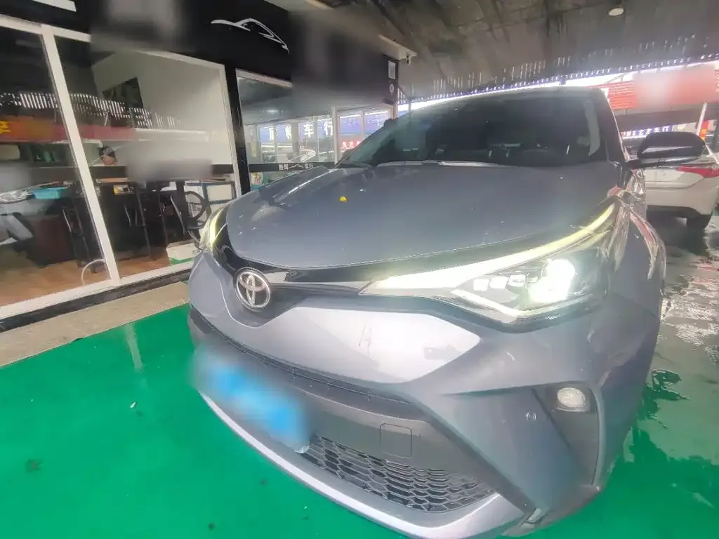 Toyota C-HR 2024 из CN, фото 8