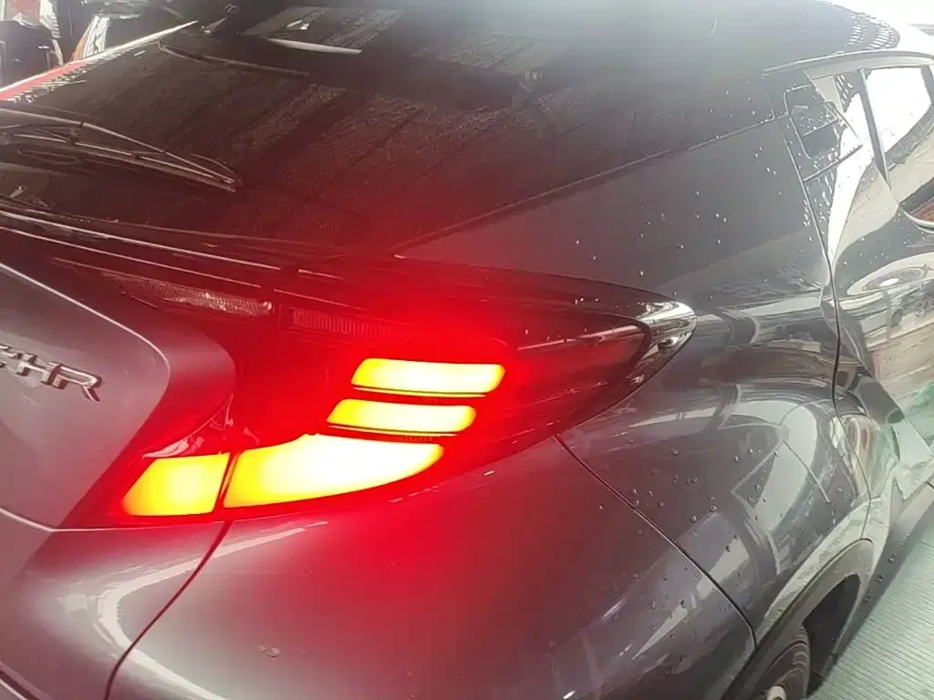 Toyota C-HR 2024 из CN, фото 10