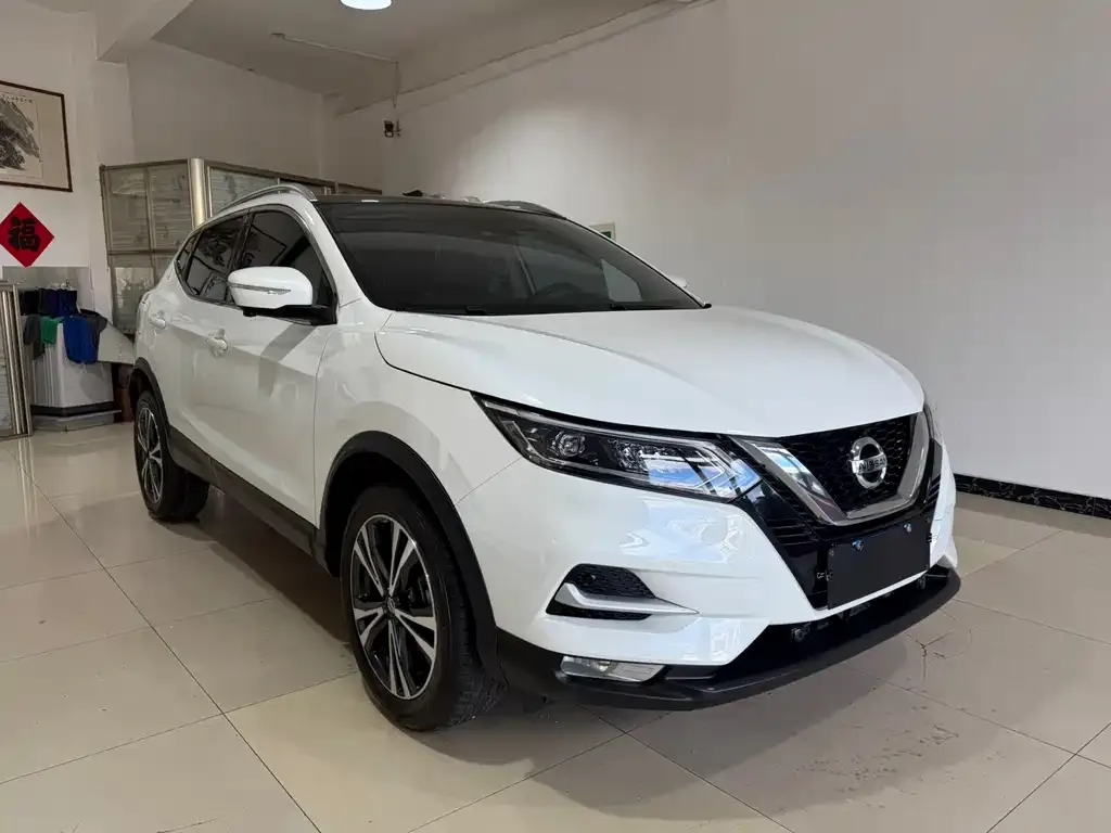 Nissan Qashqai — фото 2
