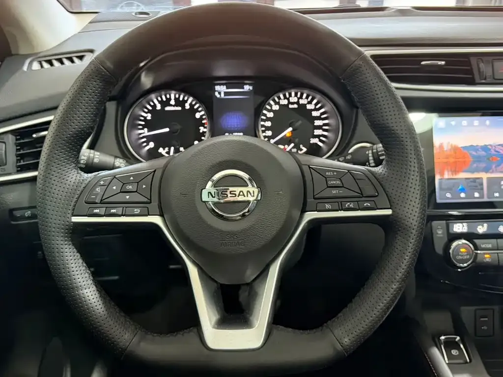 Nissan Qashqai — фото 10