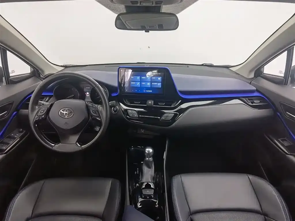 Toyota C-HR 2023 из CN, фото 10