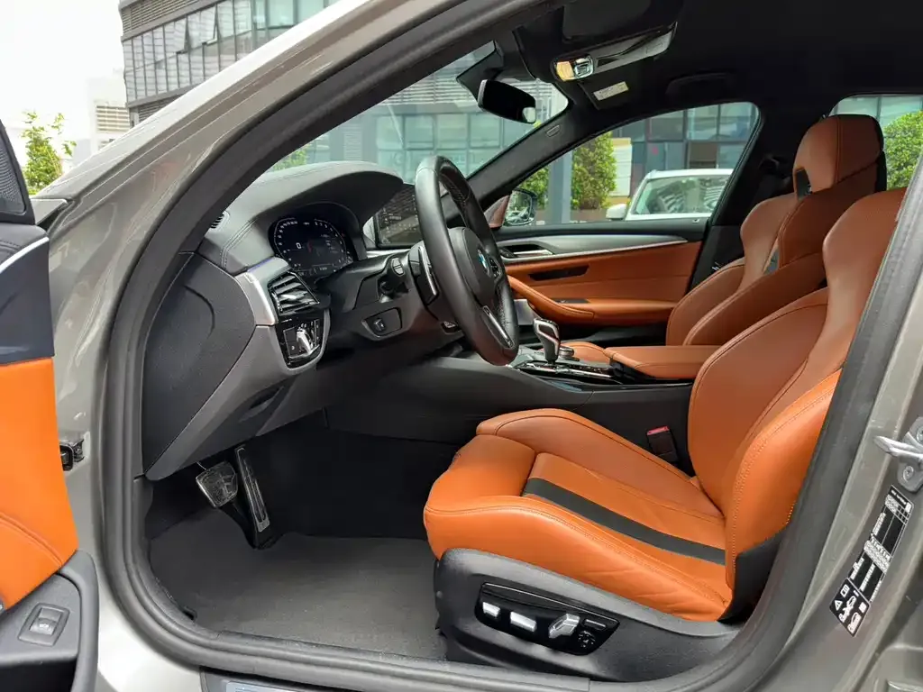 BMW M5 2022 из CN, фото 9