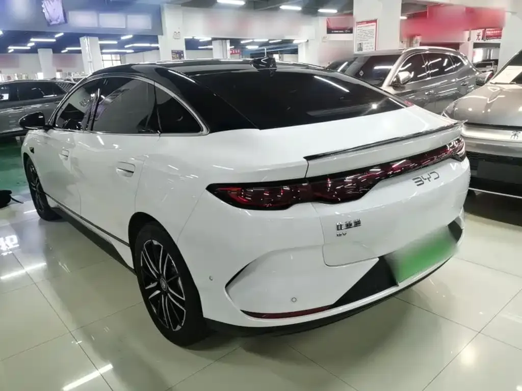 BYD Qin L — фото 4