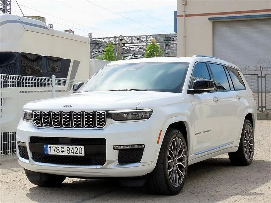 Jeep Cherokee — фото 3