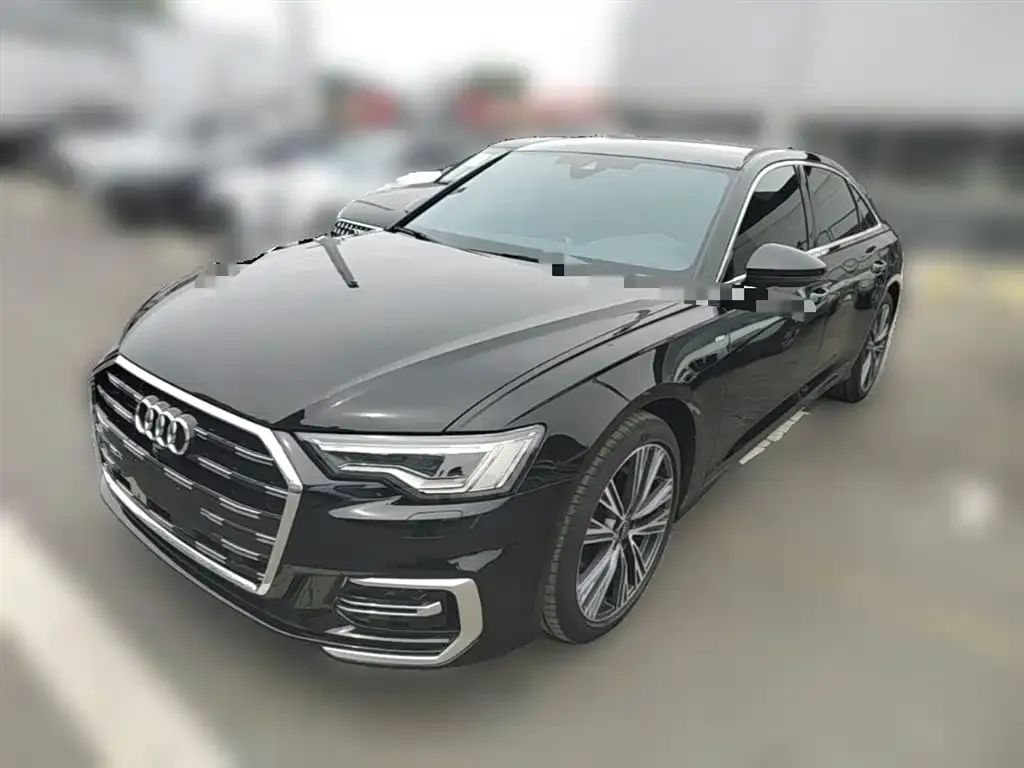 Audi A6L — фото 1