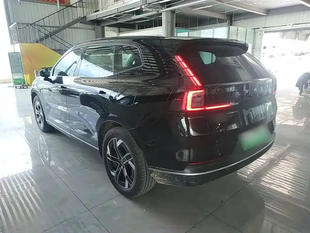 Volvo XC70 Plug-in Hybrid 2026 из CN, фото 7