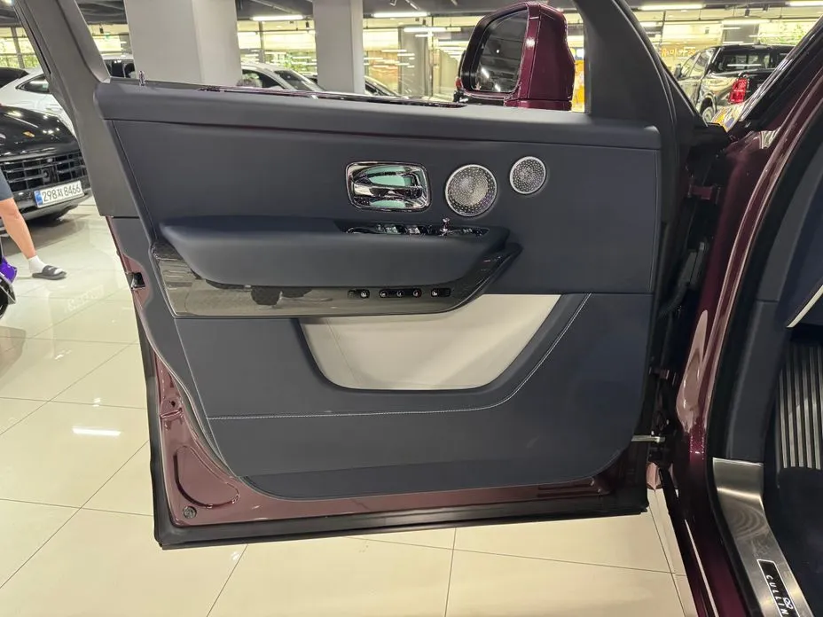Rolls-Royce Cullinan 2025 из KR, фото 2