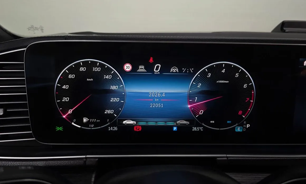 Mercedes-Benz GLS-Class 2025 из KR, фото 4