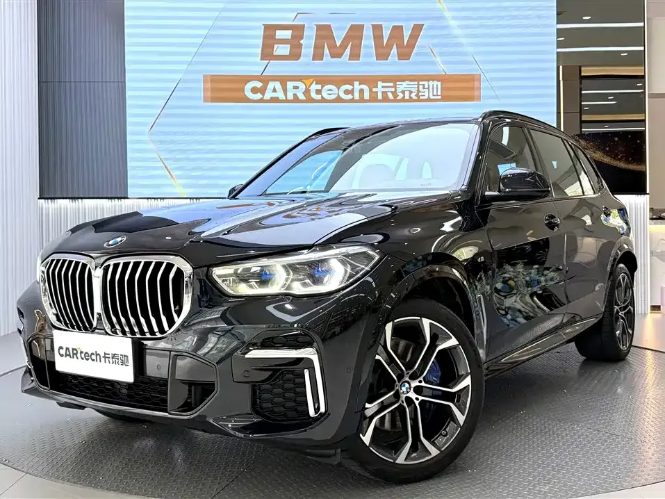 BMW X5 — фото 1