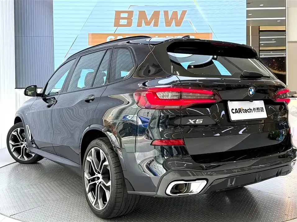 BMW X5 — фото 5