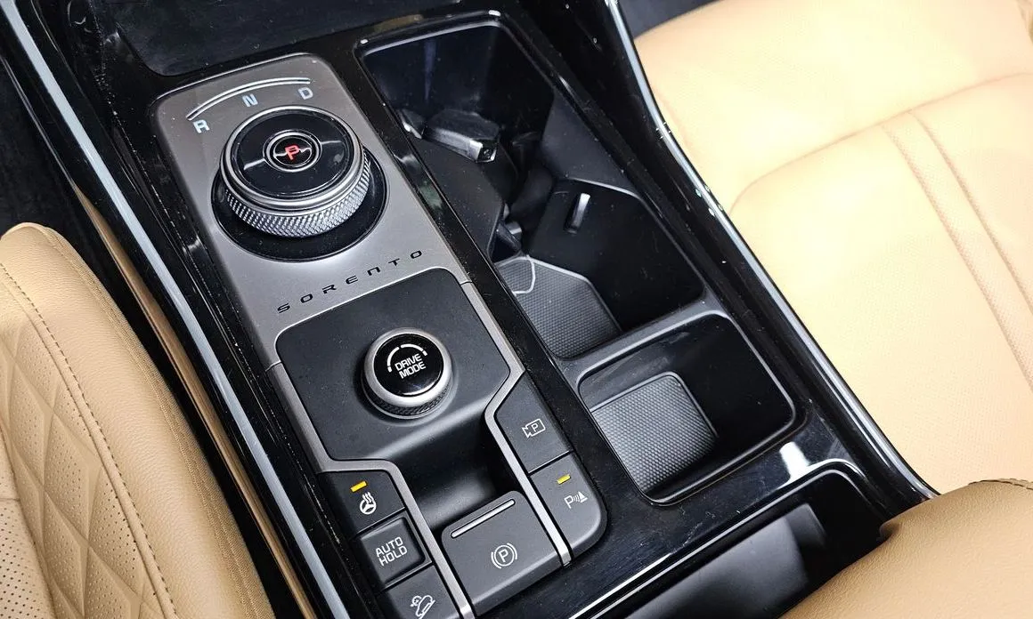 Kia Sorento — фото 3