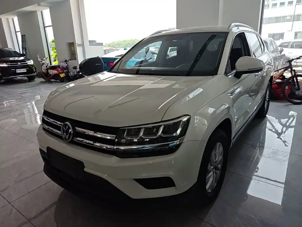 Volkswagen Tharu — фото 1